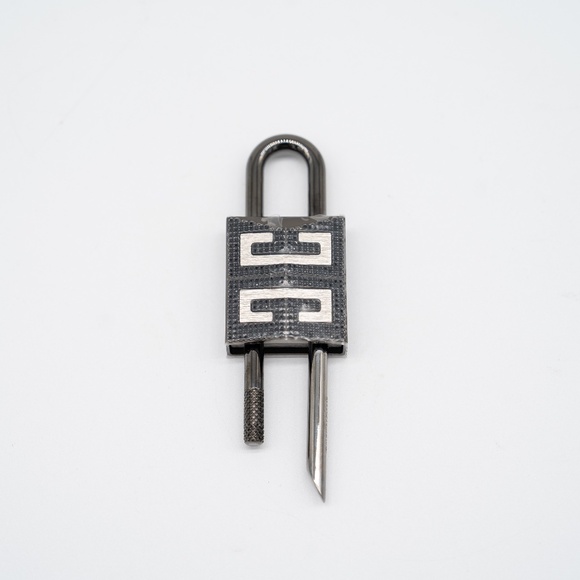 Givenchy Padlock KeyRing Black Silver 4G Metal - Picture 1 of 4
